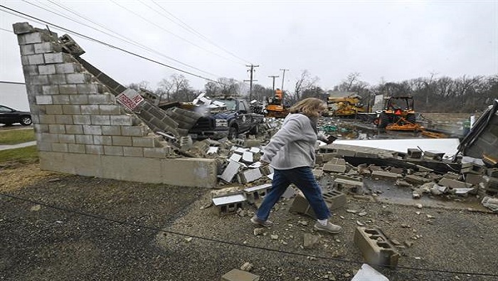 La cadena de tornados y tormentas también provocó severos destrozos en la ciudad de Belvidere, en el estado de Ohio.