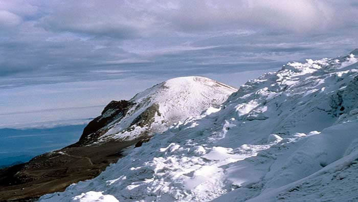 El viernes pasado el Servicio Geológico de Colombia aumentó el nivel de riesgo debido al aumento de actividad en el Nevado del Ruiz.