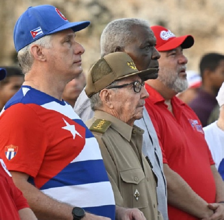 Los principales líderes de la Revolución, el Partido y el Gobierno conmemoraron, junto al movimiento obrero cubano, esta jornada de honor y reivindicación del proletariado mundial Internacional.