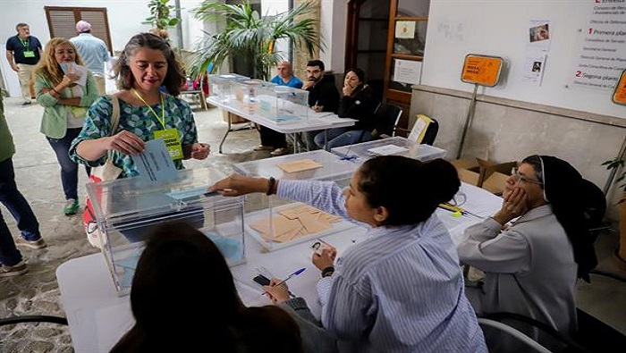 De las 17 comunidades autonómas españolas, un total de 12 fueron a elecciones este domingo, preámbulo de las generales antes que finalice 2023.