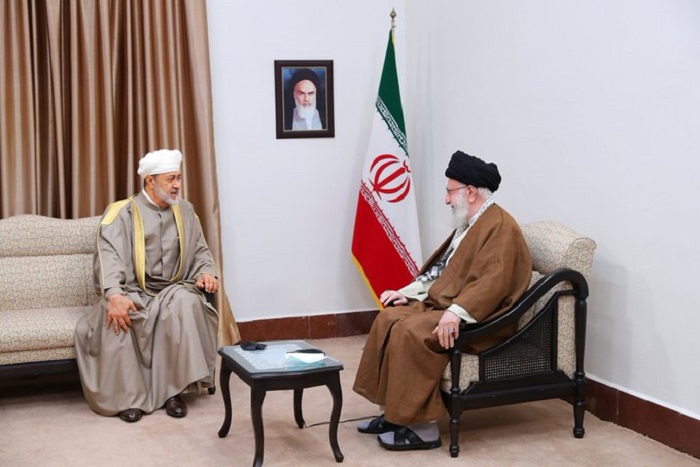 Las declaraciones de Ali Jameneí se realizaron en el marco de la primera visita del sultán omaní, Haitham bin Tareq, al país persa.