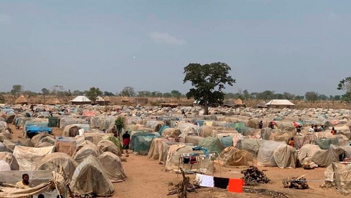 Benue ha registrado, además, casos de violencia entre agricultores locales, predominantemente cristianos, y pastores fulanis, de origen musulmán, por escasez de tierra y recursos.