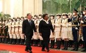 Chinese Premier Li Qiang (L) and Barbadian PM Mia Amor Mottley (R) in Beijing, June 25, 2023. 