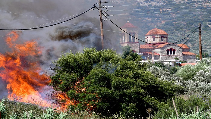 En los últimos siete días los incendios han afectado unas 34.000 hectáreas de terreno forestal y agrícola en Grecia.