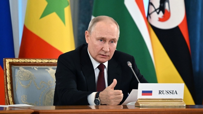 Putin aseveró que el foro “dará un impulso adicional a nuestra cooperación política y humanitaria a largo plazo”.