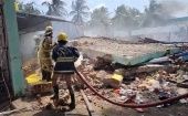 El superintendente de policía de Krishnagiri, Saroj Kumar Thakore, dijo que la explosión tuvo lugar dentro de la fábrica de petardos en el área de Pazhayapettai. 