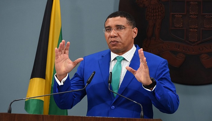 El primer ministro de Jamaica, Andrew Holness, señaló que el despliegue de tropas jamaiquinas no afectaría negativamente la capacidad de respuesta de seguridad a nivel local.