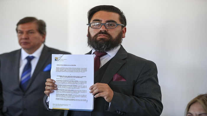 El abogado de la familia de Villavicencio, Marco Yaulema aseguró que se violaron los protocolos de seguridad del candidato que tenía un nivel de riesgo del 97 por ciento.