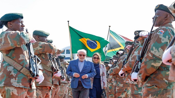Además de Sudáfrica, Lula visitará Angola y Santo Tomé y Príncipe, como muestra del interés de Brasil de fortalecer sus históricos vínculos con los países africanos.