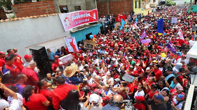 En la jornada de este 25 de agosto, el pueblo venezolano junto al PSUV, se movilizó otra vez en respaldo al Gobierno Bolivariano, y el estado de La Guaira también se sumó a la efervescencia revolucionaria.