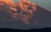 Hasta el momento, la actividad en el volcán se mantiene alta y en las últimas 24 horas se registraron 424 explosiones.