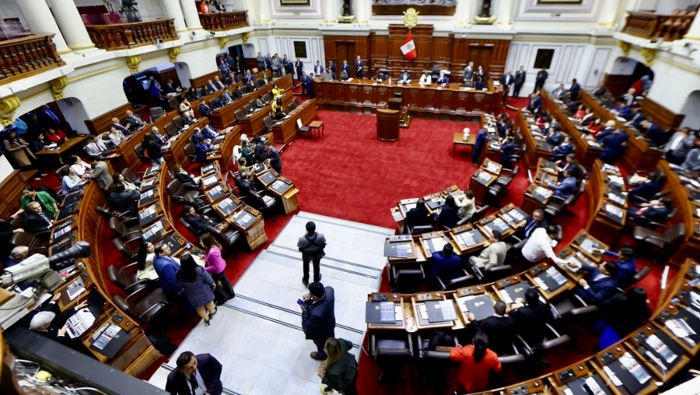 Según el más reciente estudio del IEP, solo un 6 por ciento de los peruanos aprueba el desempeño del Poder Legislativo.
