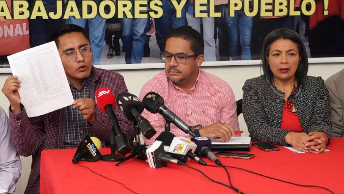 La presidenta de la Confederación Ecuatoriana de Organizaciones Sindicales Libres, Marcela Arrellano, anunció una movilización para el próximo 19 de diciembre.