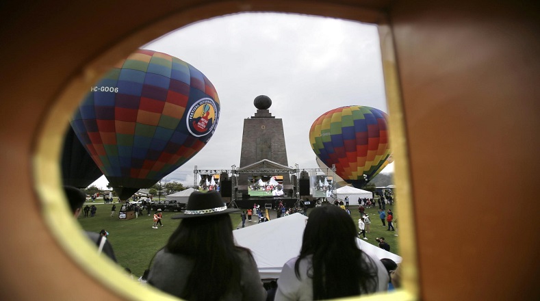 Las autoridades ecuatorianas buscan que el Festival se posicione como un referente a nivel mundial para los seguidores y amantes de los globos aerostáticos, para de esta manera, contribuir a dinamizar la economía local.