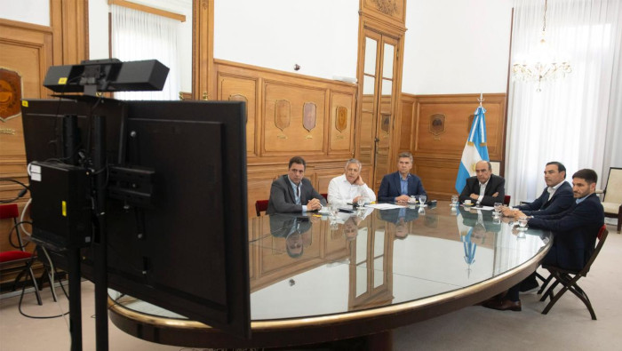 El ministro del Interior, Guillermo Francos, sostuvo una reunión con varios mandatarios regionales, a quienes convocó a encarar en conjunto las dificultades.