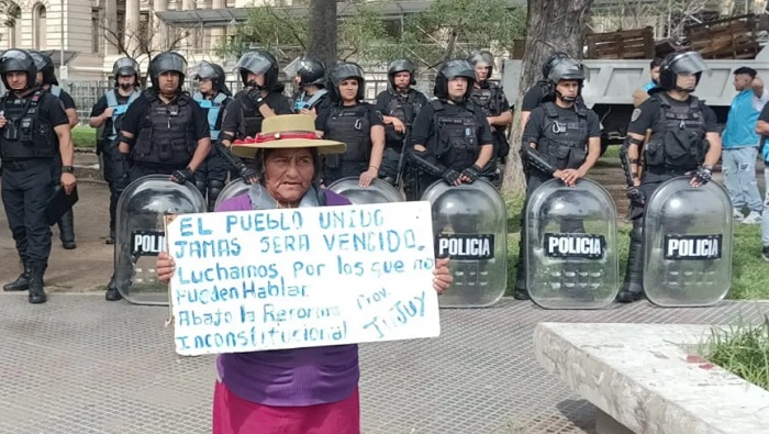 Los comuneros dejaron claro que al regresar a Jujuy continuarán acciones para exigir la derogación de la reforma constitucional.