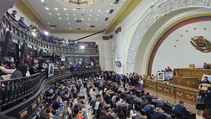 La Constitución venezolana establece que cada 5 de enero se instala el periodo anual del Parlamento.
