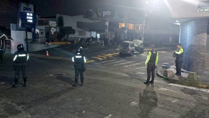 La Policía también registró la alerta de un coche bomba en Chillogallo y una detonación en la Autopista General Rumiñahui, vía al Valle de los Chillos, en Quito.