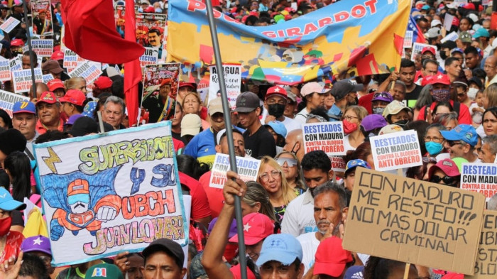 El presidente venezolano, Nicolás Maduro, reiteró su compromiso de mantener el diálogo para dirimir las diferencias.