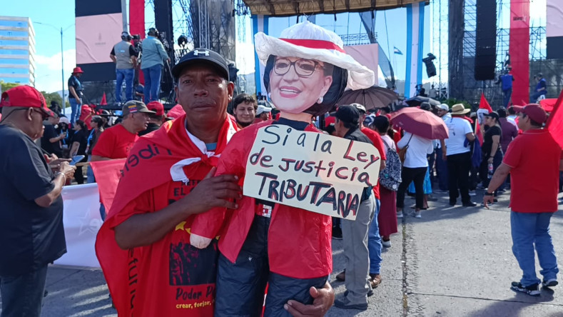 Simpatizantes de Libre se desplazan desde todo el país para unirse a la celebración de dos años de gobierno con Xiomara Castro. 