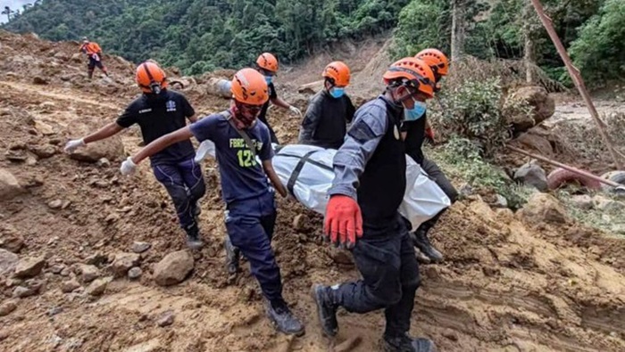 El deslizamiento de tierra sepultó a decenas de trabajadores de una mina y a residentes en la localidad de Maco, situada en la isla filipina de Mindanao.