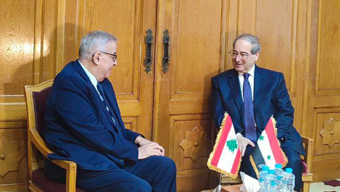 El ministro Al-Mekdad, también abordó con el secretario general de la Liga de los Estados Árabes, Ahmed Aboul Gheit, el contexto regional.