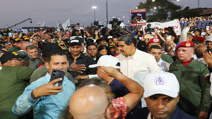 Nicolás Maduro invitó a la comunidad evangélica cristiana a sumarse a la recientemente creada Gran Misión Igualdad y Justicia Social.
