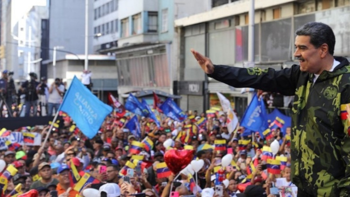 Está previsto que los dirigentes del PSUV de todos los estados del país tengan llegada a Caracas, donde emprenderán una marcha hacia la sede del CNE.