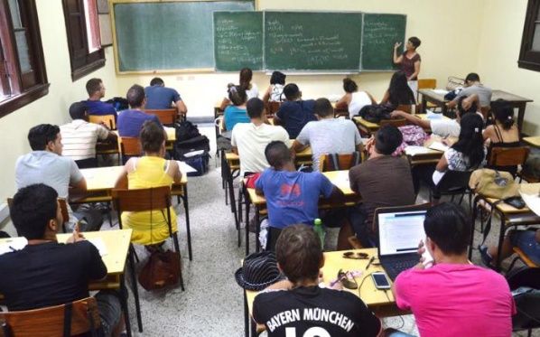 maestros universitarios Cuba