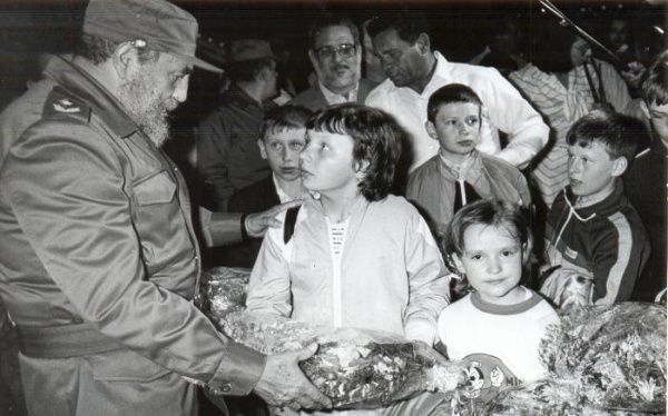 Fidel niños Chernobil