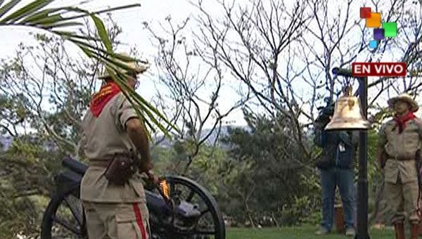 Desde el Cuartel de la Montaña, una vez más el tradicional cañonazo en honor al legado del comandante Chávez se hizo sentir este miércoles. (Foto: teleSUR).