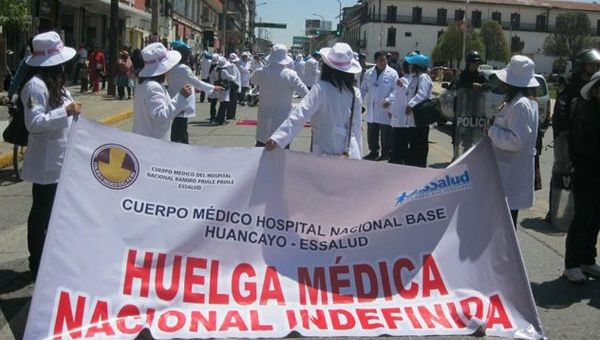 El sector salud rechaza las tercerizaciones millonarias de servicios (Foto: La República)