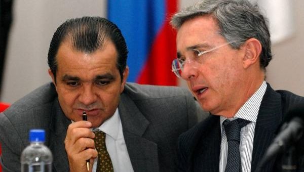 La ultraderecha tiene como candidato presidencial a Óscar Iván Zuluaga (Foto:Archivo)
