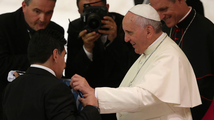 El papa saludó la asistencia al Partido por la Paz. (Foto: Reuters)