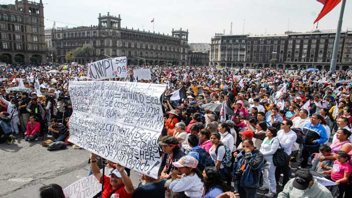 Durante la marcha se hizo un registro de los desaparecidos en México con testimonios de familiares de las víctimas (Foto: EFE)