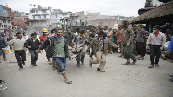 El sismo tuvo su epicentro a 65 kilómetros de la capital Katmandú.