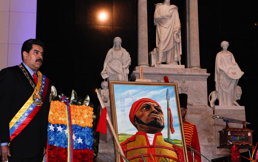 Maduro destacó lucha de pueblos originarios en homenaje a Negro Primero.