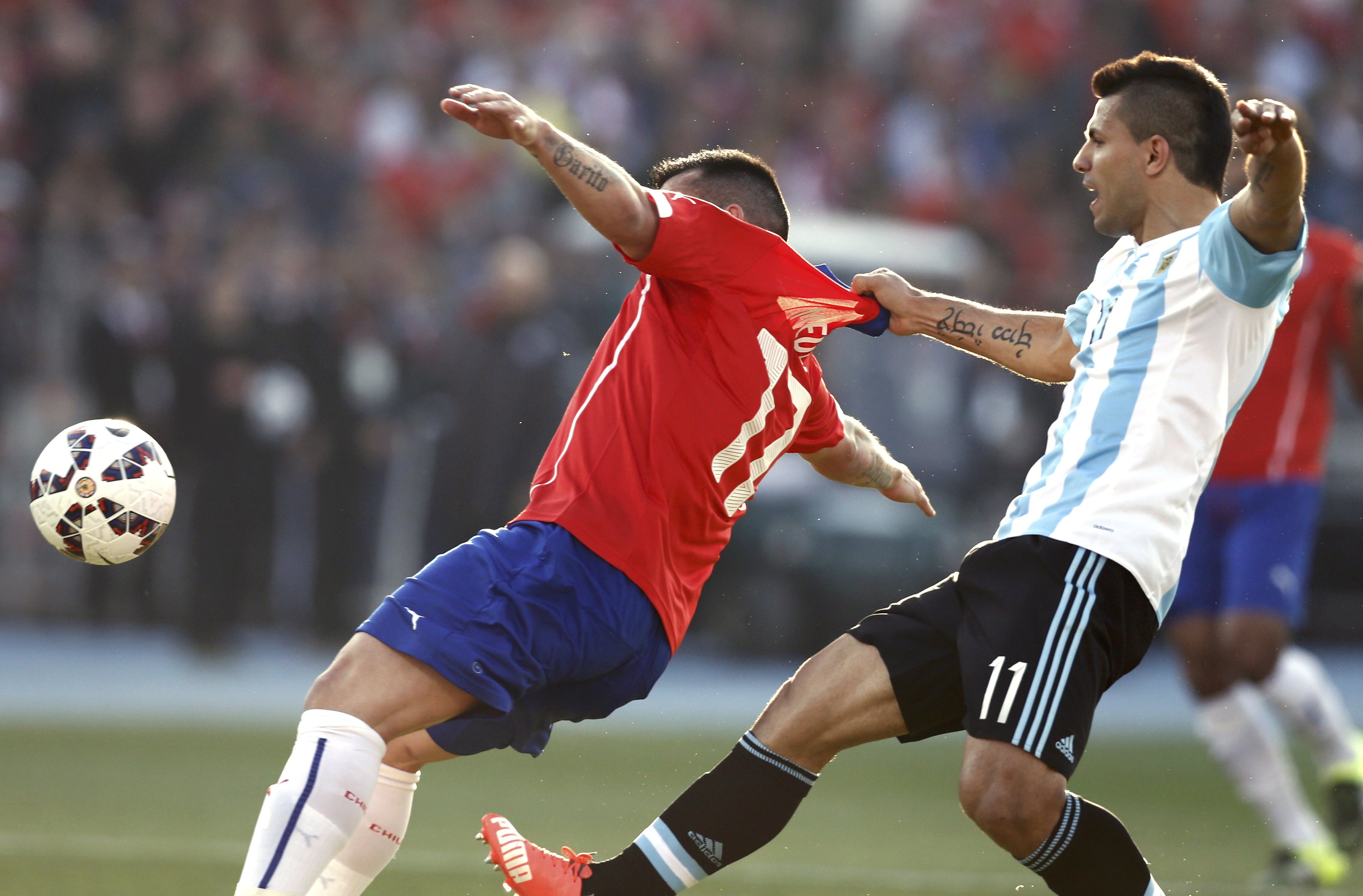 Chile y Argentina se disputan hoy la final de la Copa América.