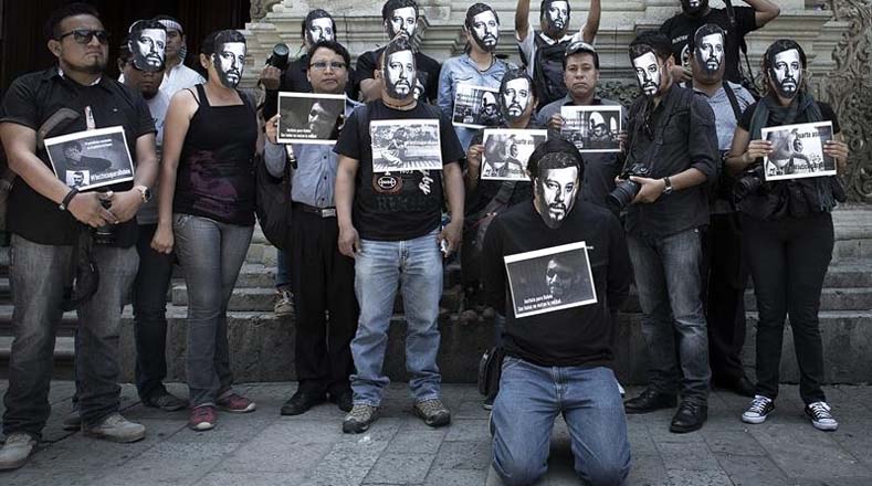 Fotógrafos y periodistas demandaron justicia por su compañero