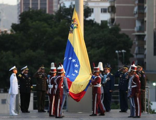 Con izada de la bandera inició en Caracas la conmemoración del Bicentenario de la Carta de Jamaica