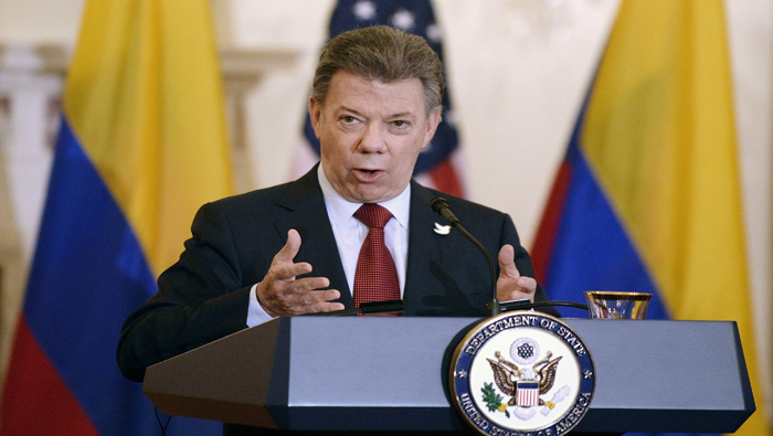Santos dijo que no firmará a la carrera un acuerdo de paz con la insurgencia.