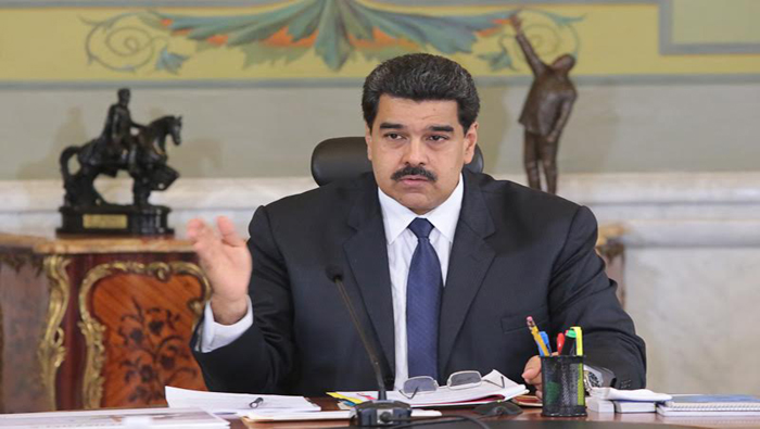Maduro evalúa desarrollo de Agenda Económica Bolivariana junto su equipo de Gobierno.