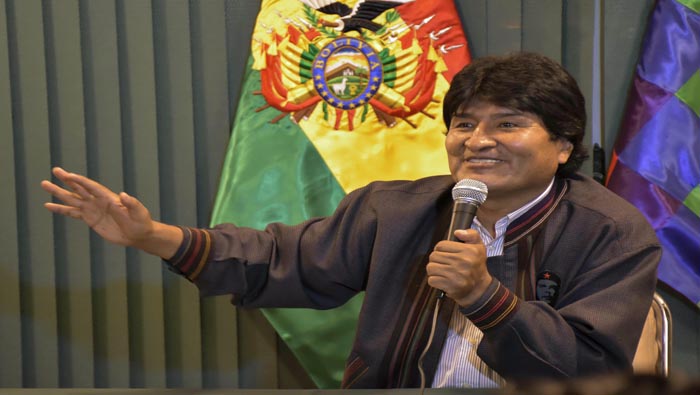 Evo Morales nuevamente pidió abrir un debate sobre el papel de las redes sociales en la desestabilización de gobiernos progresistas.