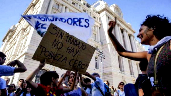 El presidente de Argentina, Mauricio Macri, mantiene su rechazo a la ley contra despidos impulsada por el Congreso.