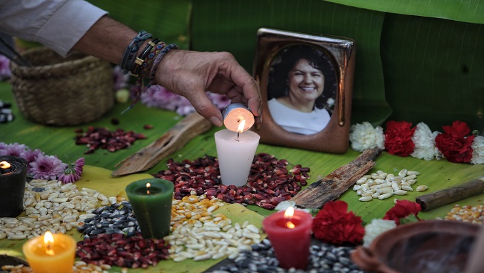 El exsargento hondureño aseguró que Berta Cáceres fue asesinada por el Ejército de su país.
