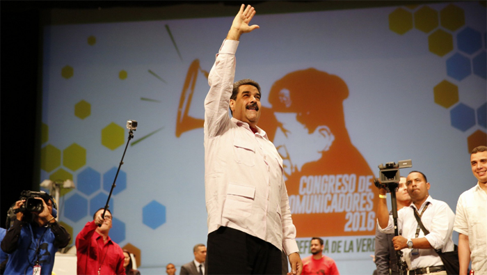 Nicolás Maduro llamó a reforzar la comunicación alternativa para llevar la verdad del país.