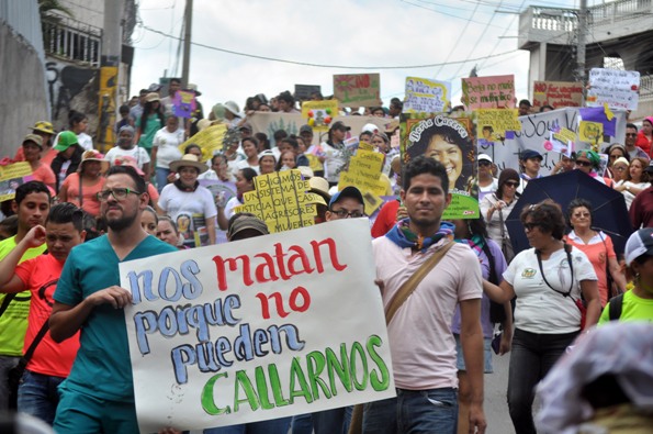 El asesinato de Urquía se suma al de la líder Berta Cáceres ocurrido hace cuatro meses y el cual aún sigue impune.