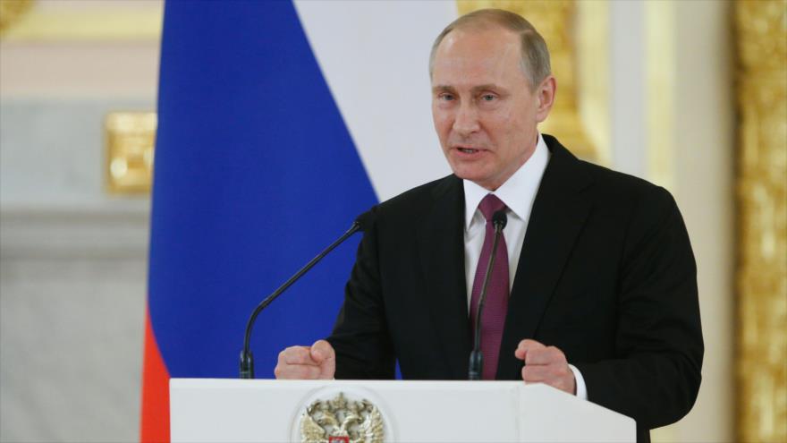 Putin dio un discurso durante una reunión con los miembros del equipo olímpico ruso en el Kremlin, en Moscú, la capital rusa.