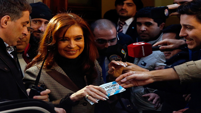 Cristina Fernández estará en el homenaje junto al embajador venezolano C. Martínez Mendoza y la periodista argentina Stella Calloni.