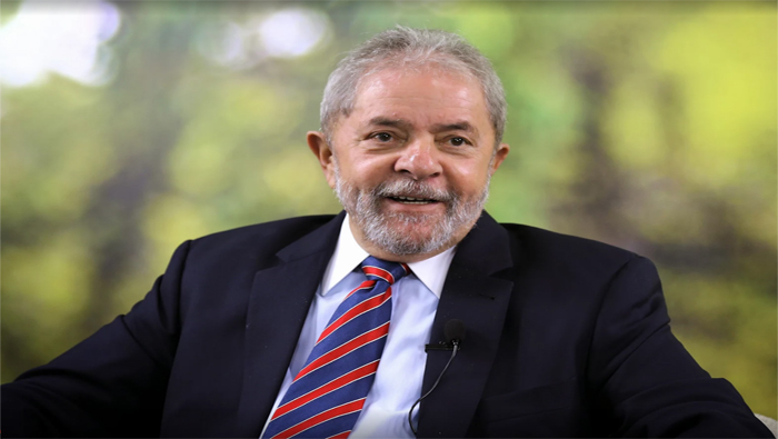 Lula sigue siendo el político más popular de Brasil pese a los señalamientos de corrupción.